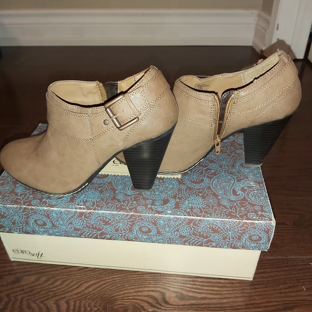 Euro soft Shannon women's tan booties size 10 - Picture 5 of 16